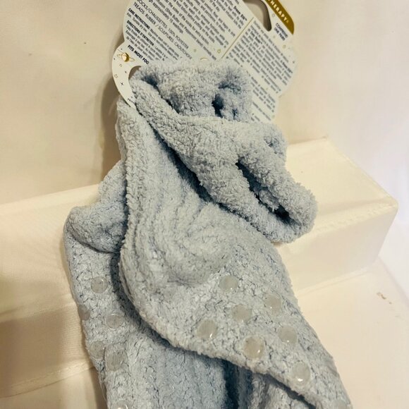 Earth Therapeutics Shea Butter Moisture Dream Silk Cozy Socks-Baby Blue-Fits Mos - Picture 12 of 12